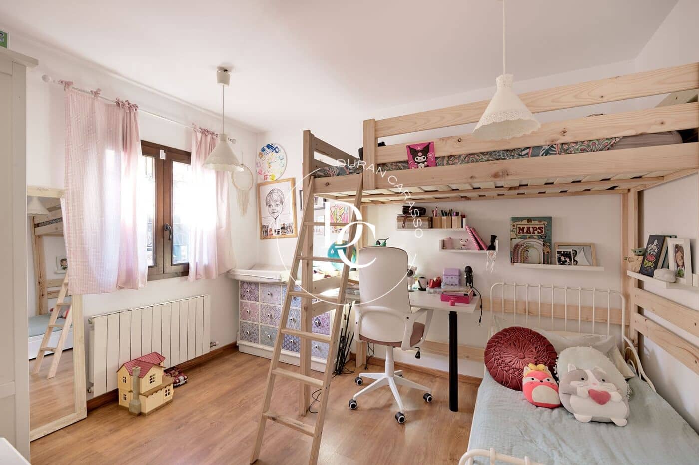 Chalet de 3 habitaciones en Sant Pere de Ribes en venta con piscina - 730.000 € (Ref: 9720127)