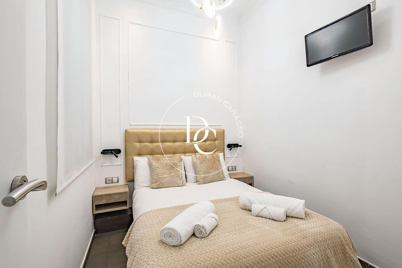 2 bedroom Apartment for sale in Barcelona city - € 900,000 (Ref: 9721841)