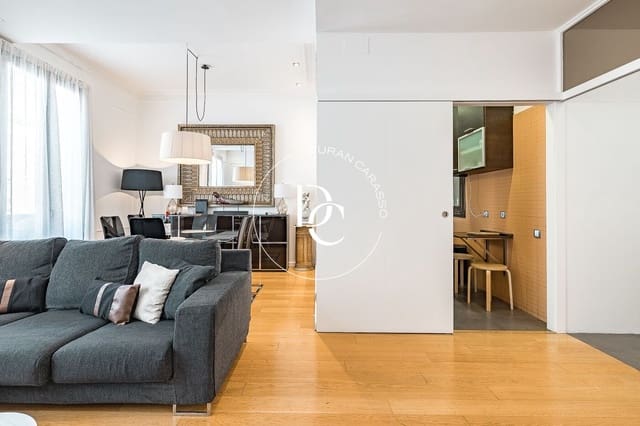 2 bedroom Apartment for sale in La Dreta de L'Eixample, Barcelona city - € 900,000 (Ref: 9721841)