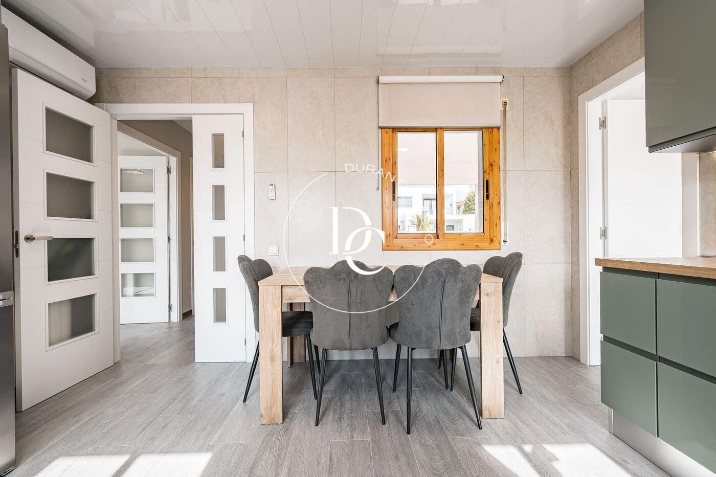 3 bedroom Villa for rent in Cubelles with pool - € 2,900 (Ref: 9726775)