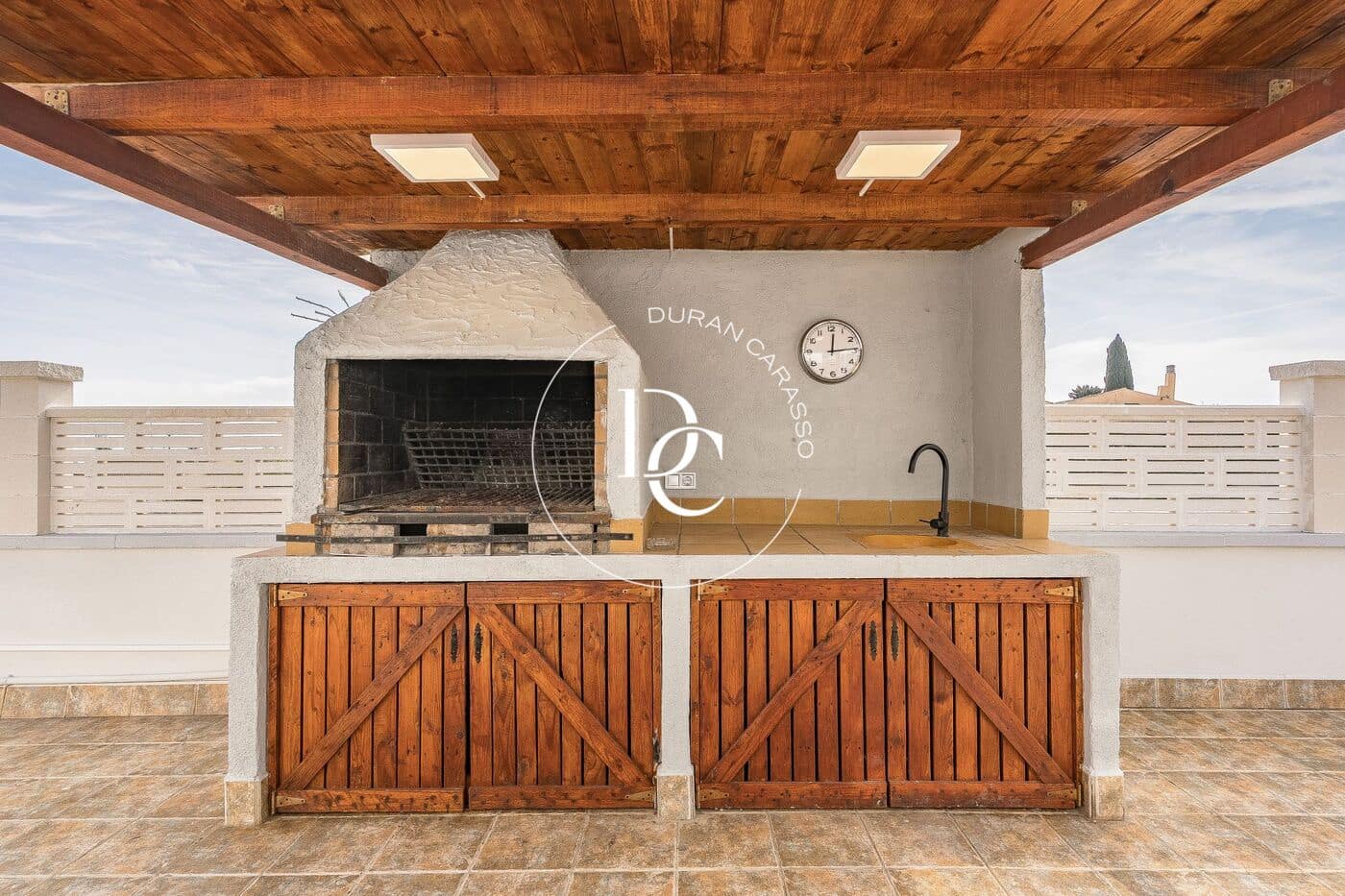 3 bedroom Villa for rent in Cubelles with pool - € 2,900 (Ref: 9726775)