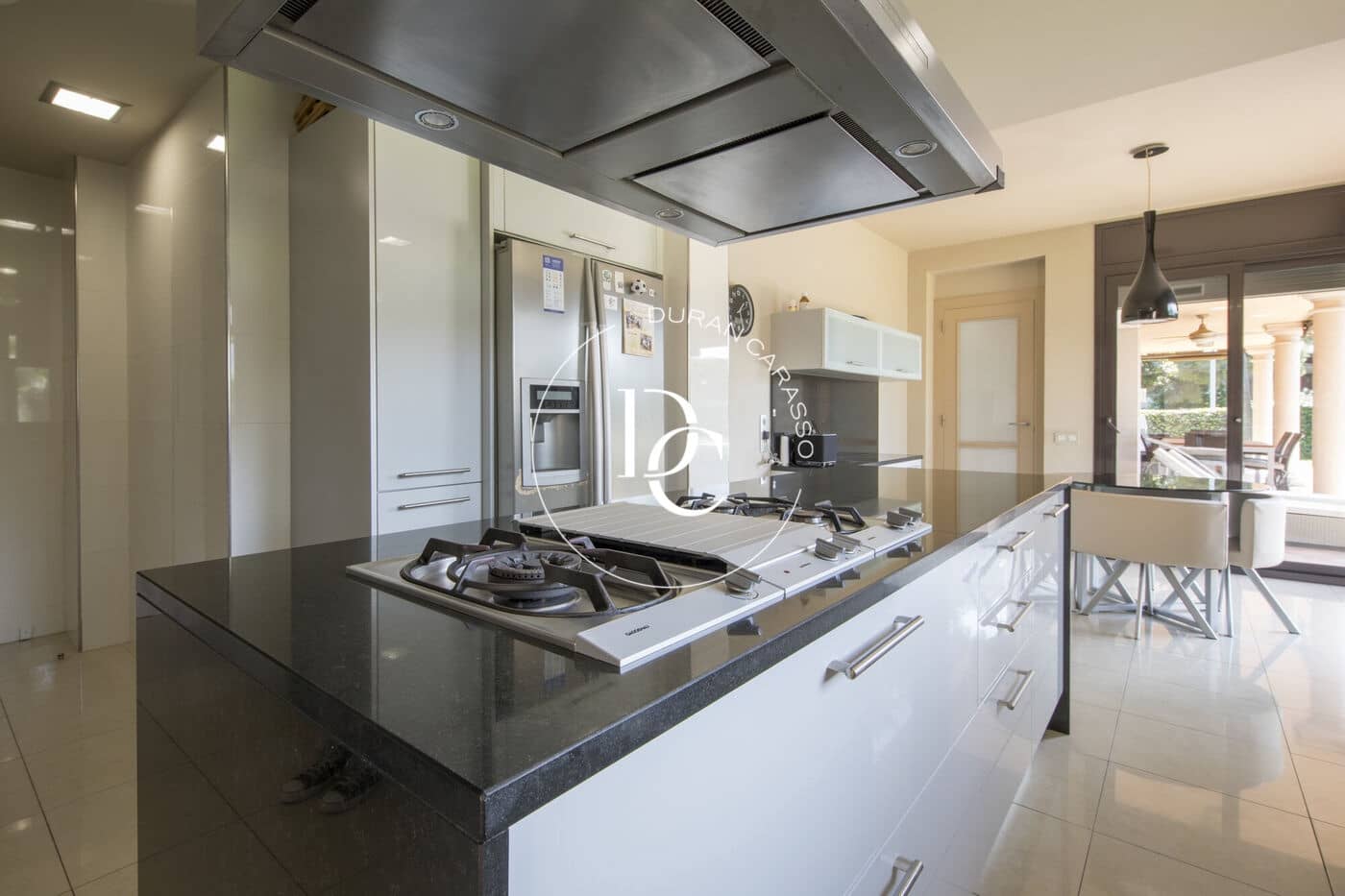 Chalet de 4 habitaciones en Sitges en alquiler con piscina - 12.000 € (Ref: 9755867)