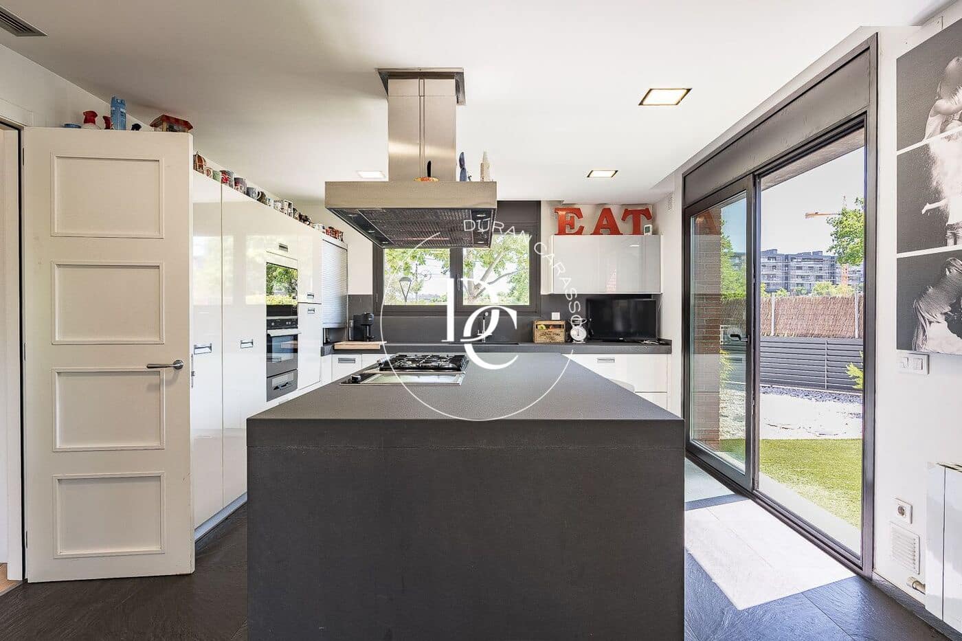 6 soveværelse Villa til salg i Sant Cugat del Valles - € 1.580.000 (Ref: 9762100)