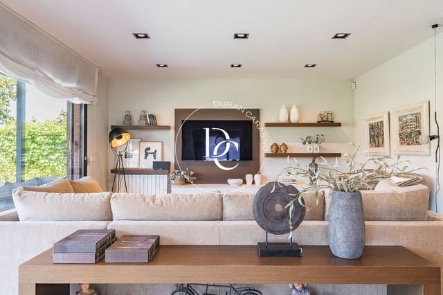 6 soveværelse Villa til salg i Mira-Sol, Sant Cugat del Vallès - € 1.580.000 (Ref: 9762100)