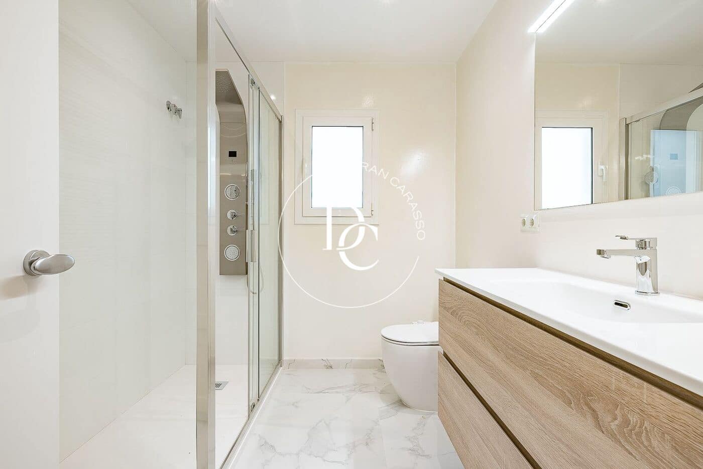 2 sypialnia Apartament na sprzedaż w Miasto Barcelona - 995 000 € (Ref: 9773233)