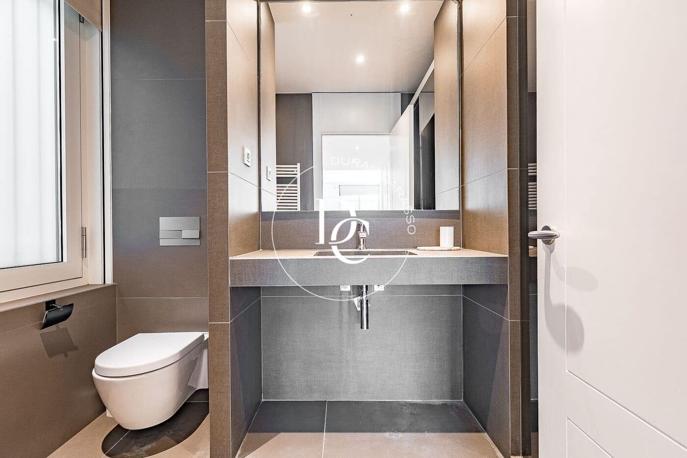 2 makuuhuone Huoneisto myytävänä paikassa Barcelona kaupunki - 890 000 € (Ref: 9791205)