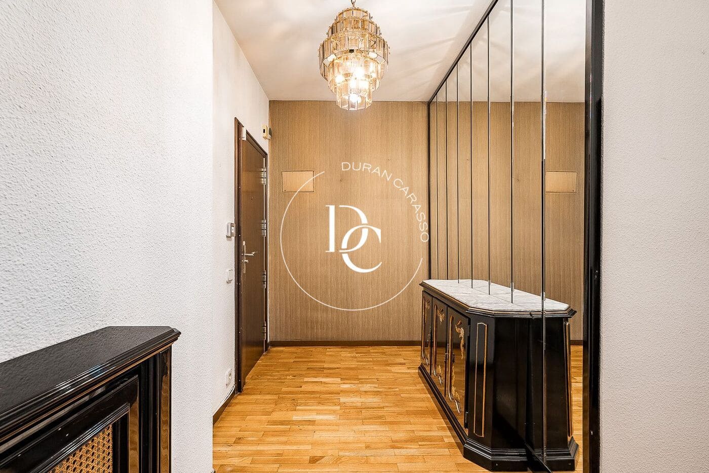 4 soveværelse Lejlighed til salg i Barcelona by - € 840.000 (Ref: 9791206)