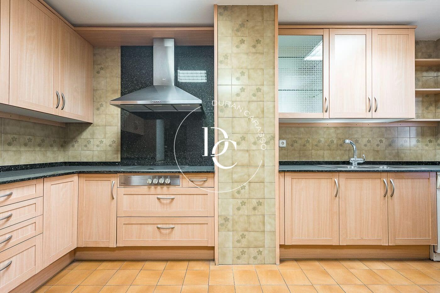 4 soveværelse Lejlighed til salg i Barcelona by - € 840.000 (Ref: 9791206)