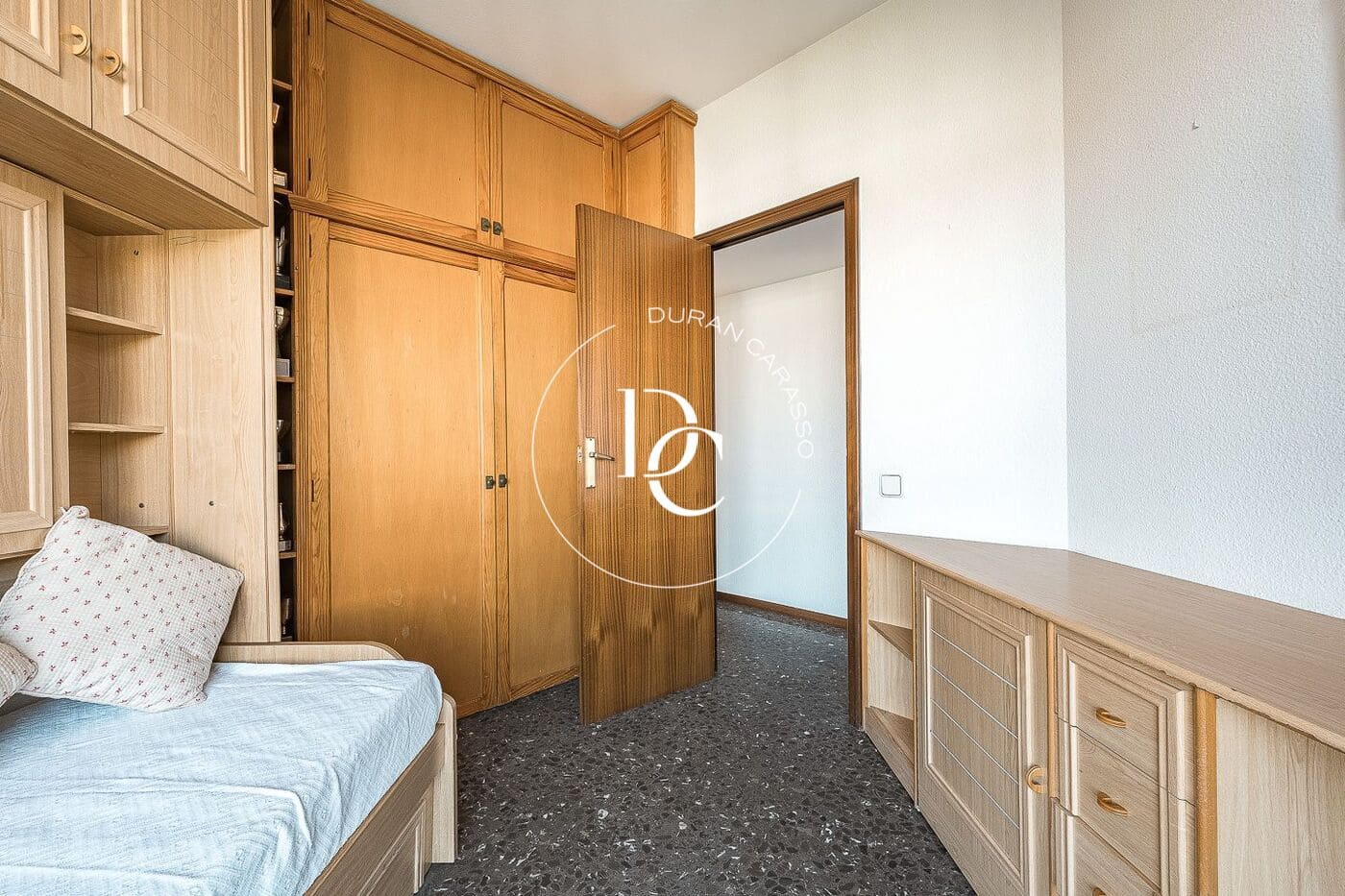 4 soveværelse Lejlighed til salg i Barcelona by - € 840.000 (Ref: 9791206)