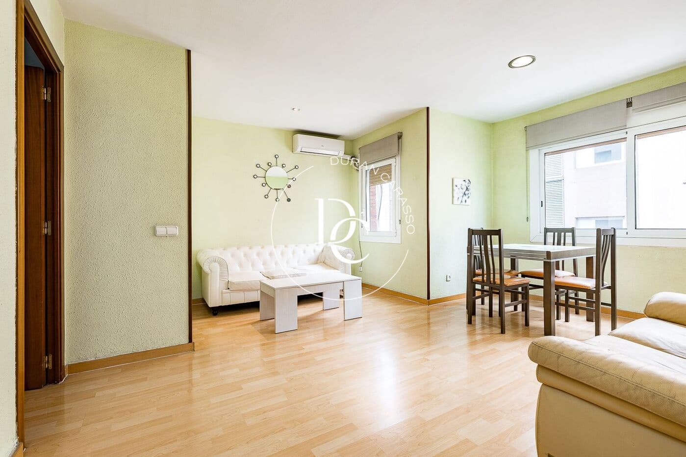 Apartamento de 3 habitaciones en Barcelona ciudad en venta - 297.000 € (Ref: 9806589)