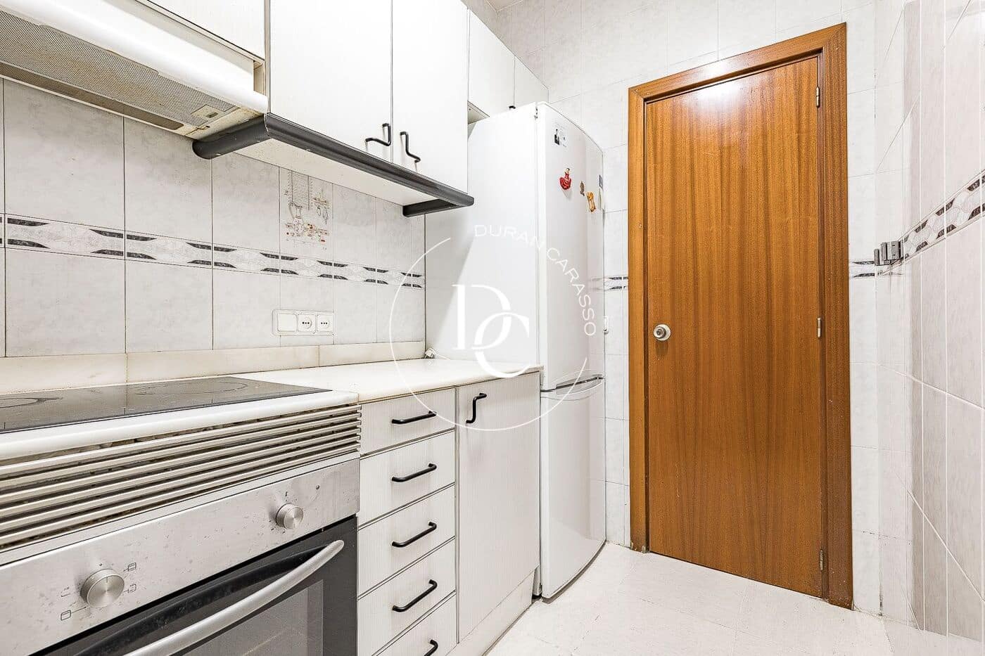 Apartamento de 3 habitaciones en Barcelona ciudad en venta - 297.000 € (Ref: 9806589)