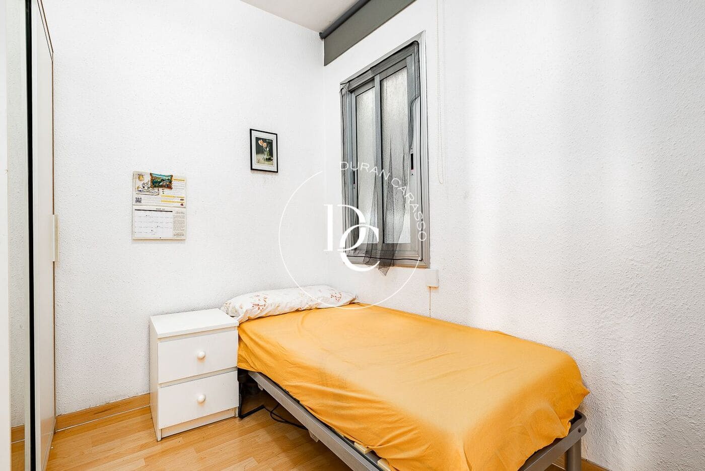 Apartamento de 3 habitaciones en Barcelona ciudad en venta - 297.000 € (Ref: 9806589)