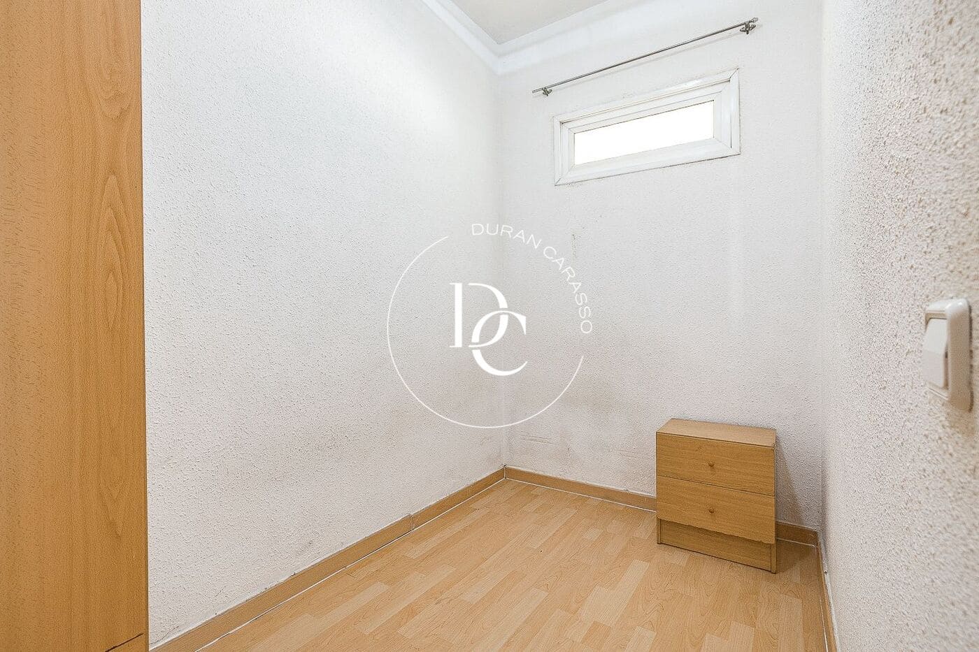 Apartamento de 3 habitaciones en Barcelona ciudad en venta - 297.000 € (Ref: 9806589)