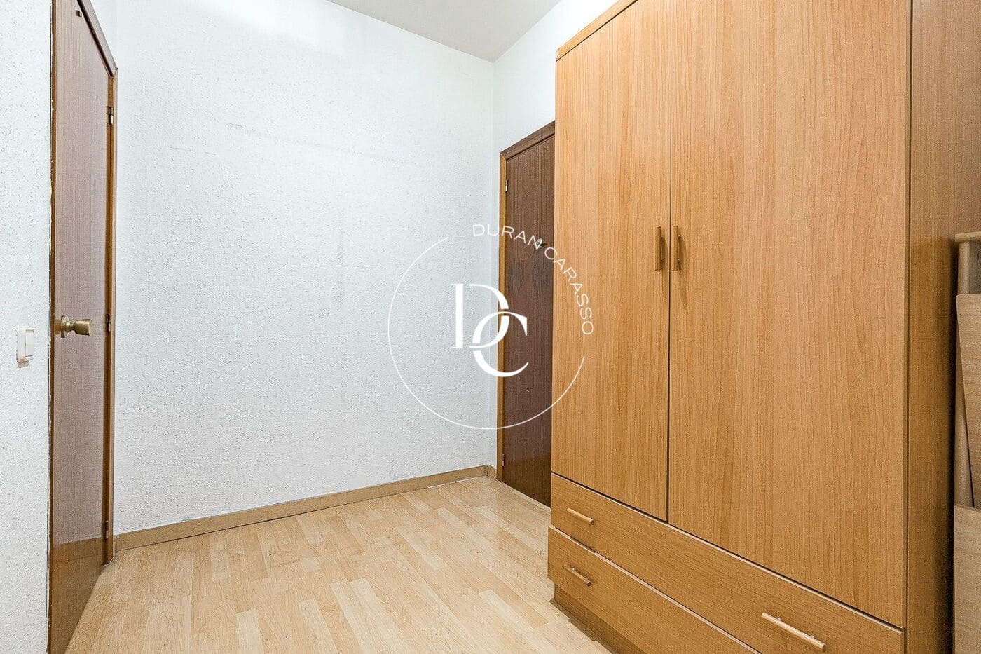 Apartamento de 3 habitaciones en Barcelona ciudad en venta - 297.000 € (Ref: 9806589)