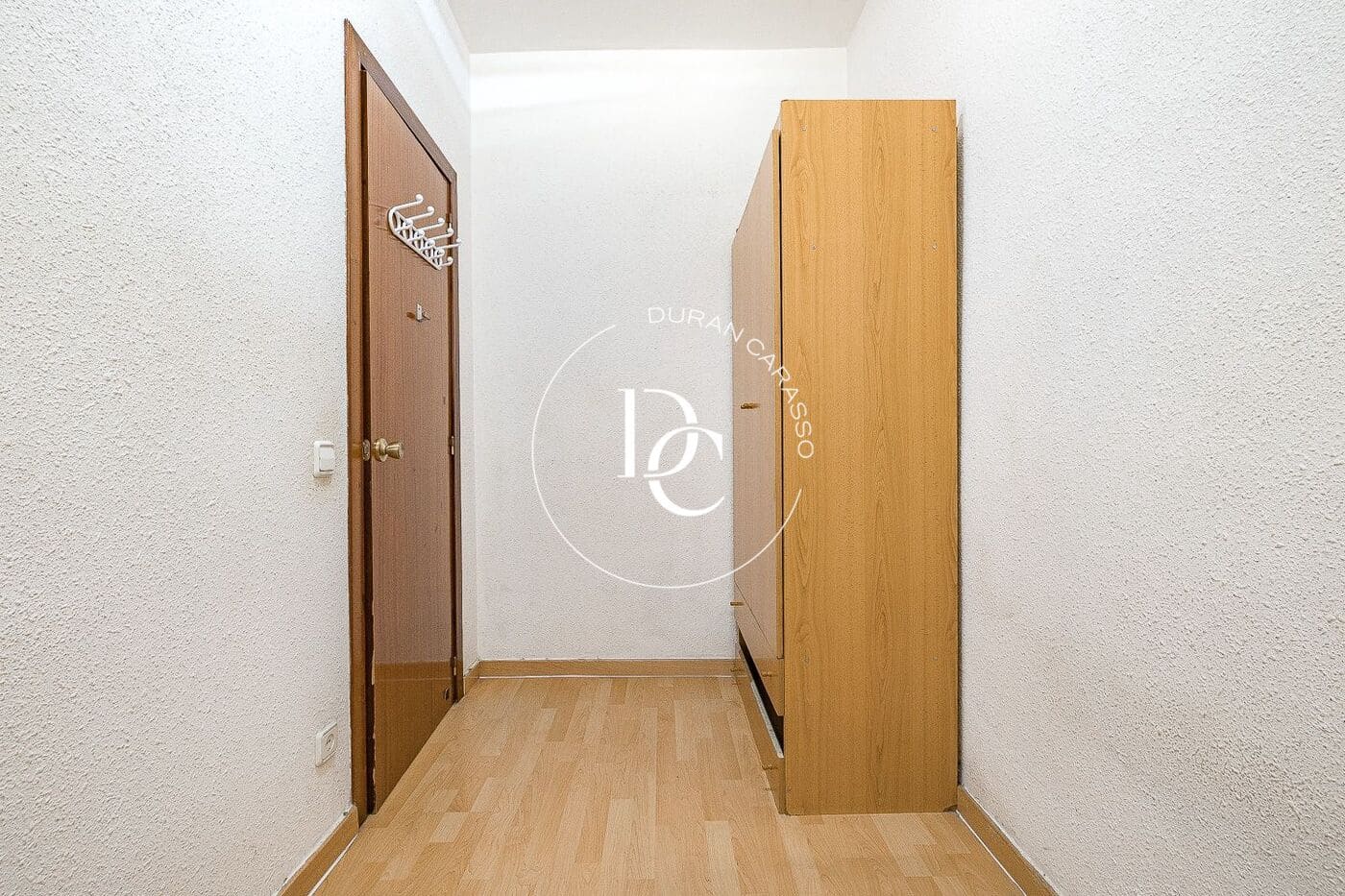 Apartamento de 3 habitaciones en Barcelona ciudad en venta - 297.000 € (Ref: 9806589)