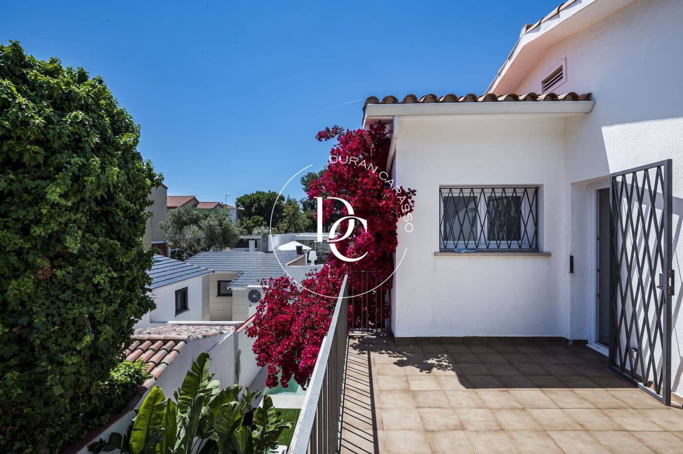5 bedroom Semi-detached Villa for rent in Sitges with pool garage - € 4,500 (Ref: 9806590)
