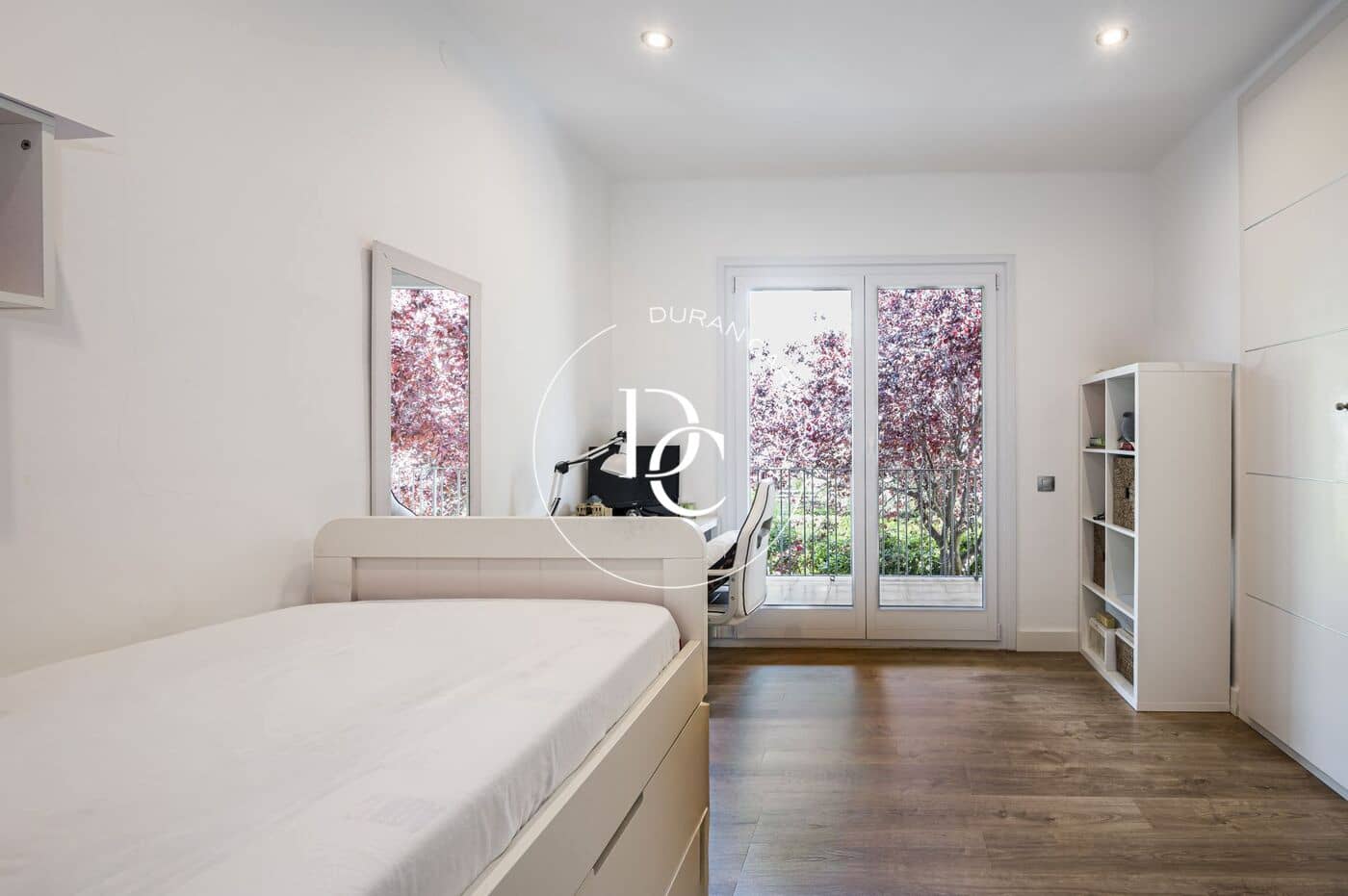 5 bedroom Semi-detached Villa for rent in Sitges with pool garage - € 4,500 (Ref: 9806590)