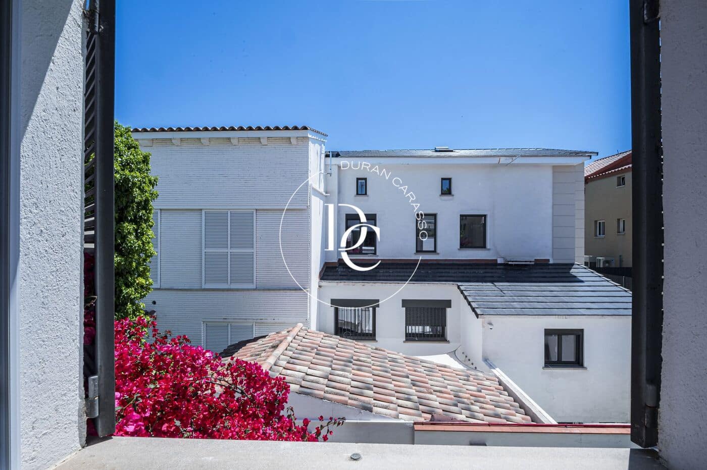 5 bedroom Semi-detached Villa for rent in Sitges with pool garage - € 4,500 (Ref: 9806590)