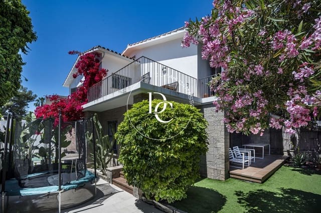 5 soveværelse Semi-Rækkehus til leje i Sitges med swimmingpool garage - € 4.500 (Ref: 9806590)