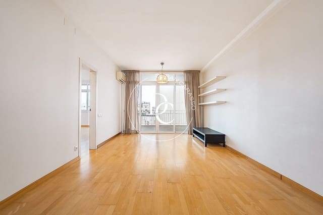 Apartamento de 3 habitaciones en La Nova Esquerra de L'Eixample, Barcelona ciudad en venta - 593.000 € (Ref: 9812271)