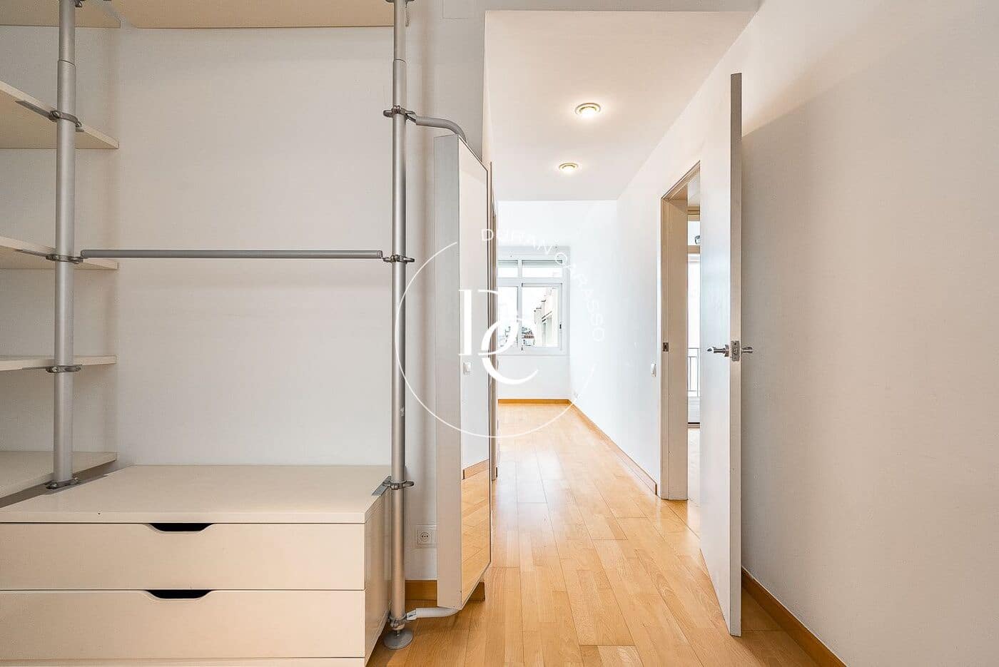 Apartamento de 3 habitaciones en Barcelona ciudad en venta - 593.000 € (Ref: 9812271)