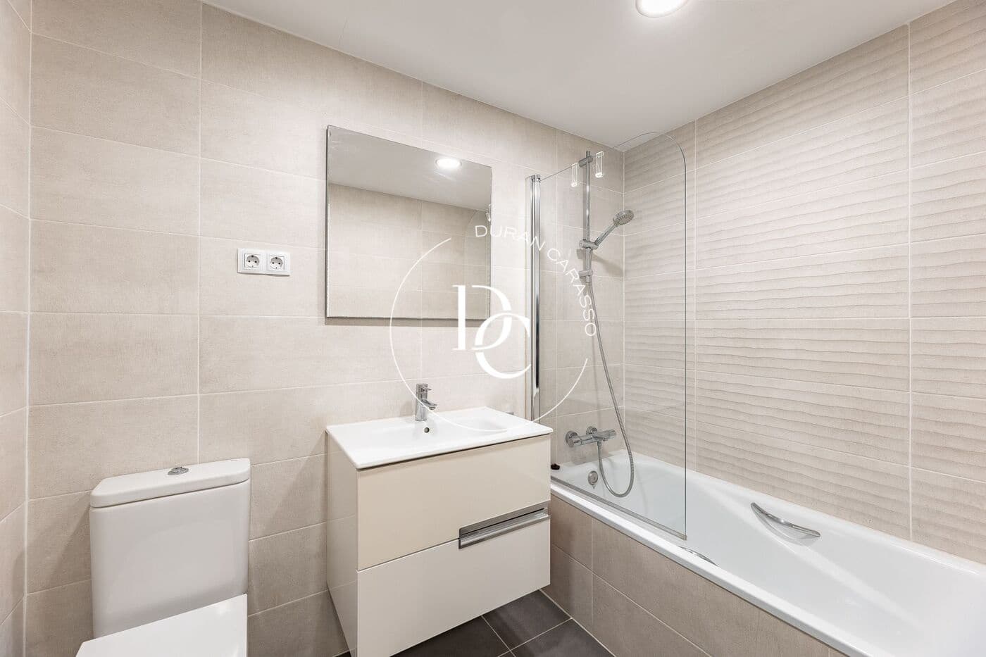 3 Zimmer Apartment zu verkaufen in Sitges mit Pool - 760.000 € (Ref: 9813299)
