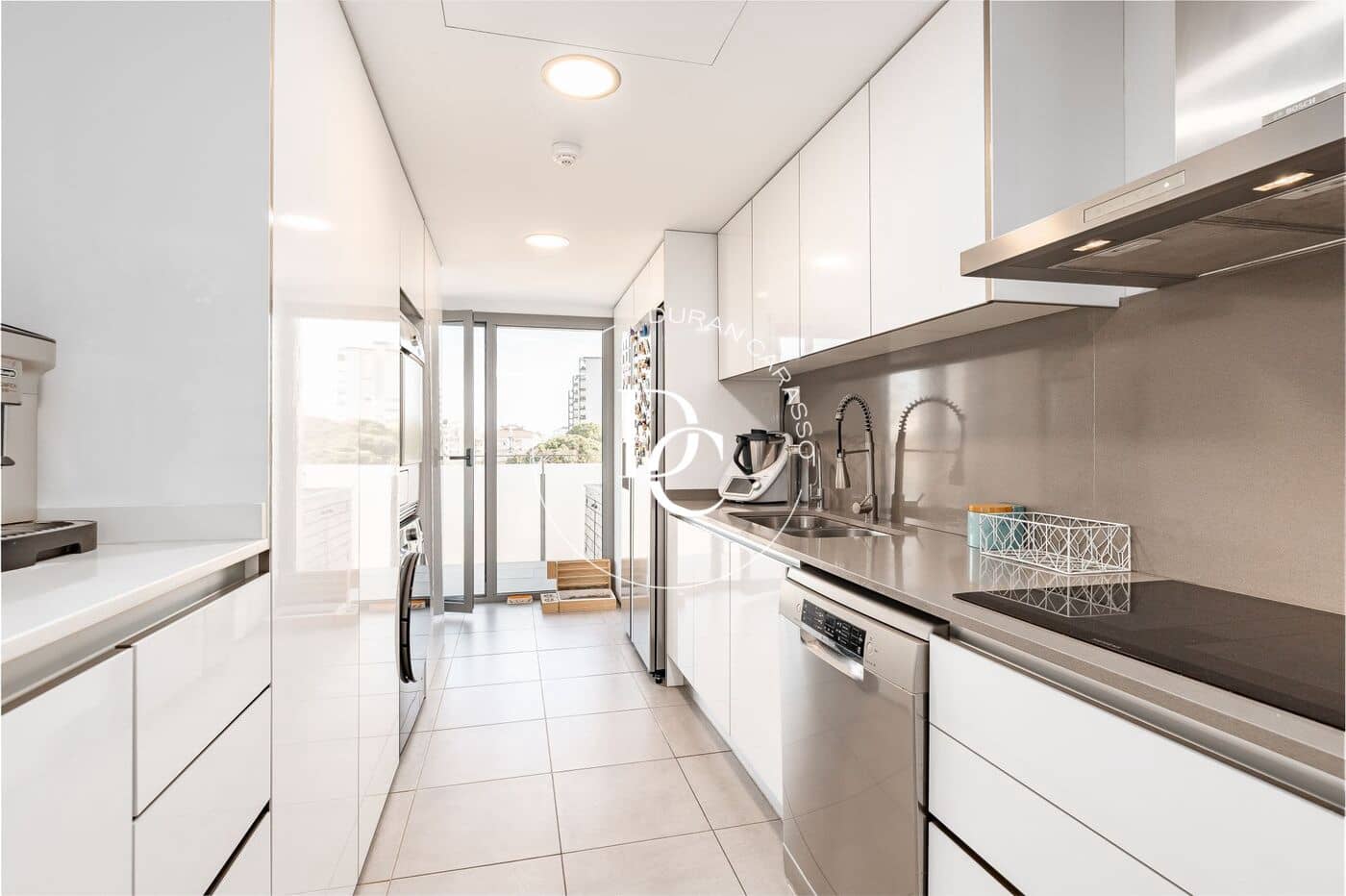3 Zimmer Apartment zu verkaufen in Sitges mit Pool - 760.000 € (Ref: 9813299)