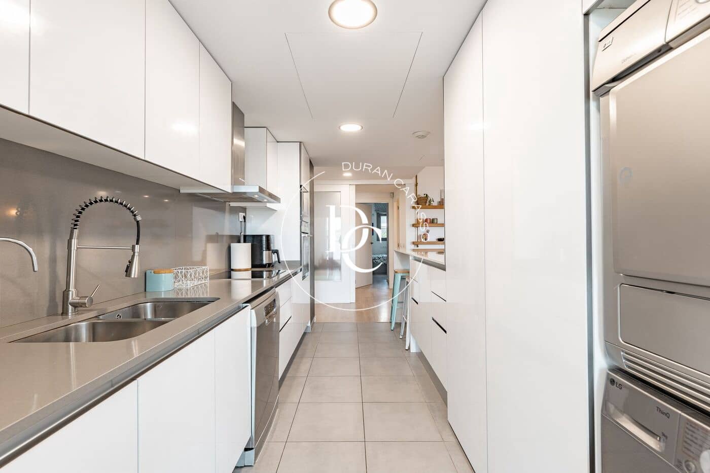 3 Zimmer Apartment zu verkaufen in Sitges mit Pool - 760.000 € (Ref: 9813299)