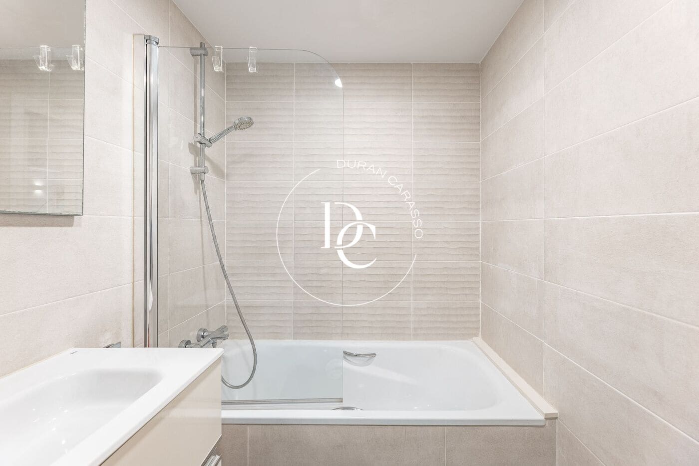 3 Zimmer Apartment zu verkaufen in Sitges mit Pool - 760.000 € (Ref: 9813299)