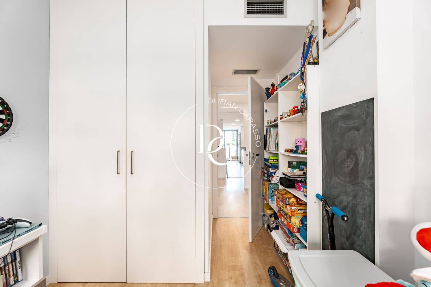 3 Zimmer Apartment zu verkaufen in Sitges mit Pool - 760.000 € (Ref: 9813299)