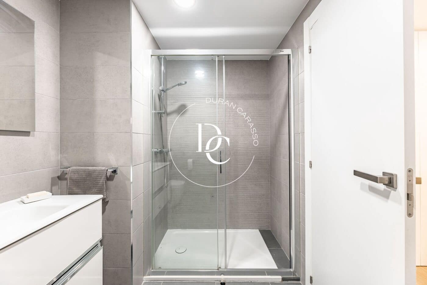 3 Zimmer Apartment zu verkaufen in Sitges mit Pool - 760.000 € (Ref: 9813299)