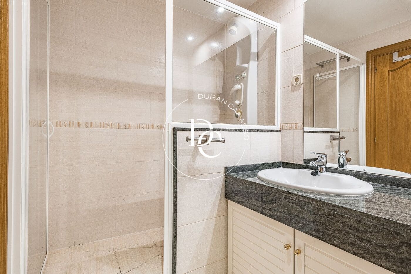 2 camera da letto Appartamento in vendita in Barcelona citta - 675.000 € (Rif: 9815998)
