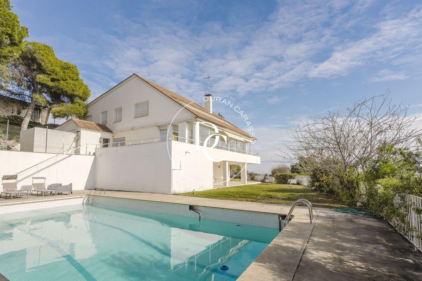 6 bedroom Villa for sale in Castelldefels with pool - € 3,650,000 (Ref: 9818430)