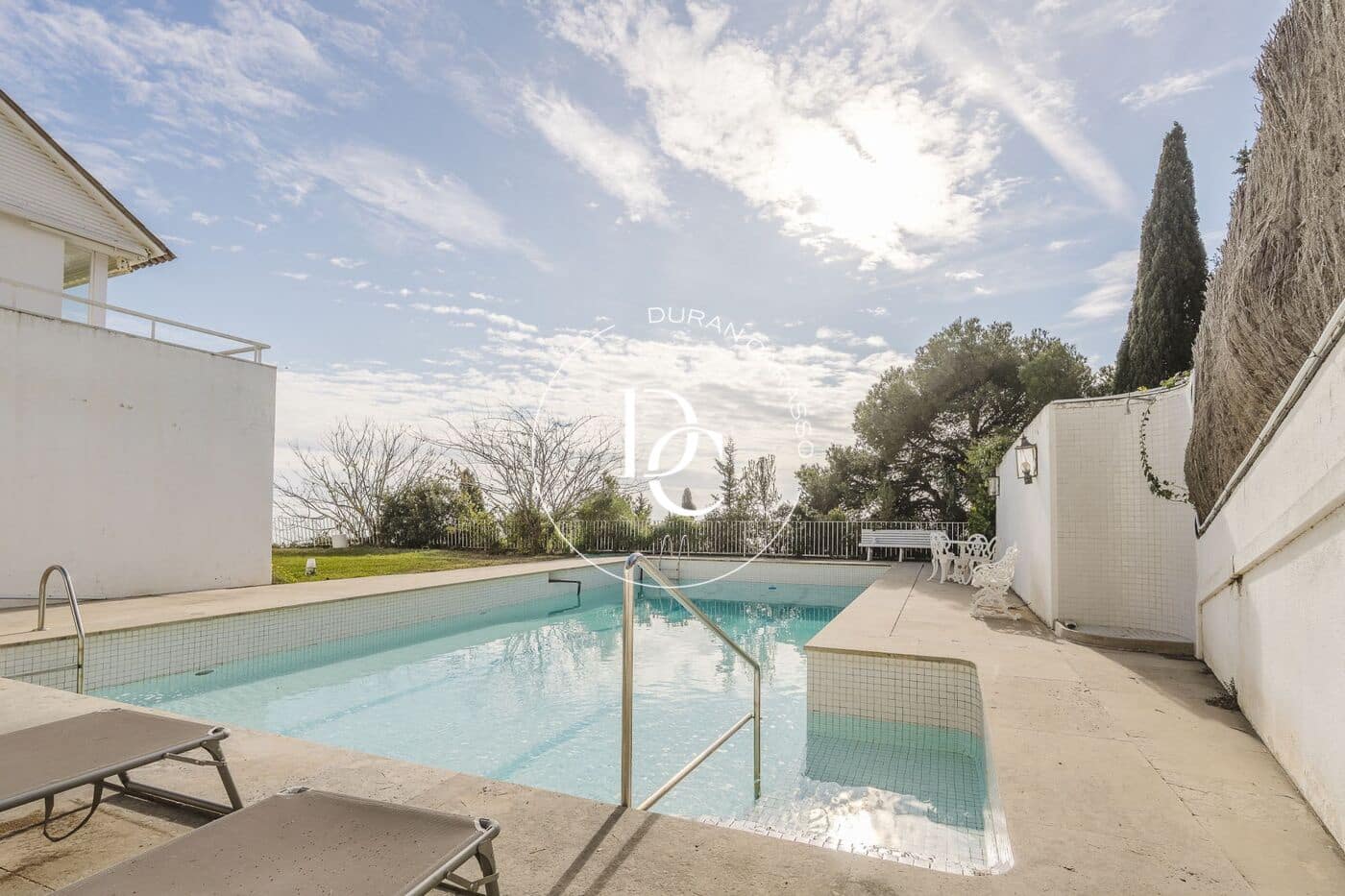 6 bedroom Villa for sale in Castelldefels with pool - € 3,650,000 (Ref: 9818430)