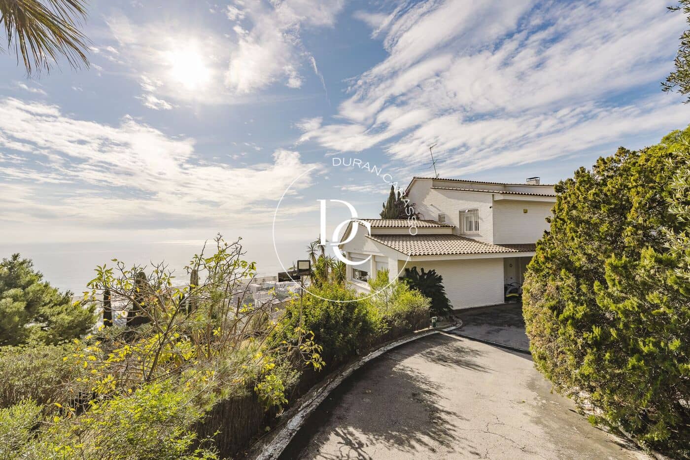 6 bedroom Villa for sale in Castelldefels with pool - € 3,650,000 (Ref: 9818430)