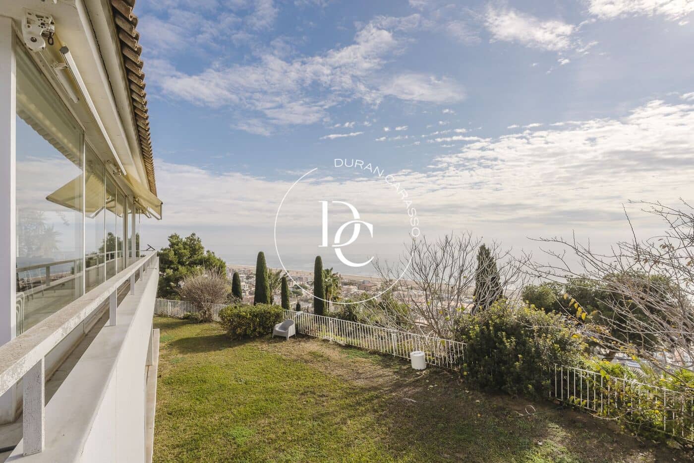 6 bedroom Villa for sale in Castelldefels with pool - € 3,650,000 (Ref: 9818430)
