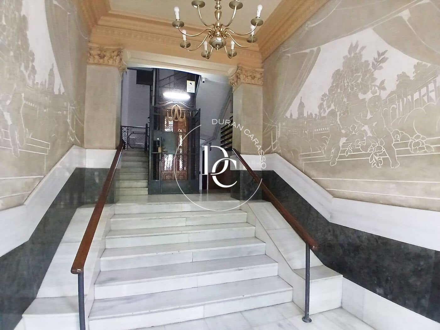 3 makuuhuone Huoneisto myytävänä paikassa Barcelona kaupunki - 575 000 € (Ref: 9823047)