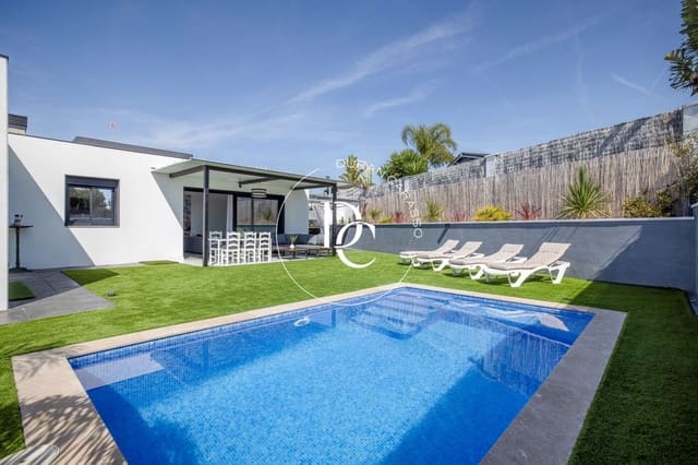 3 makuuhuone Paritalo myytävänä paikassa Roda de Barà - 550 000 € (Ref: 9825408)