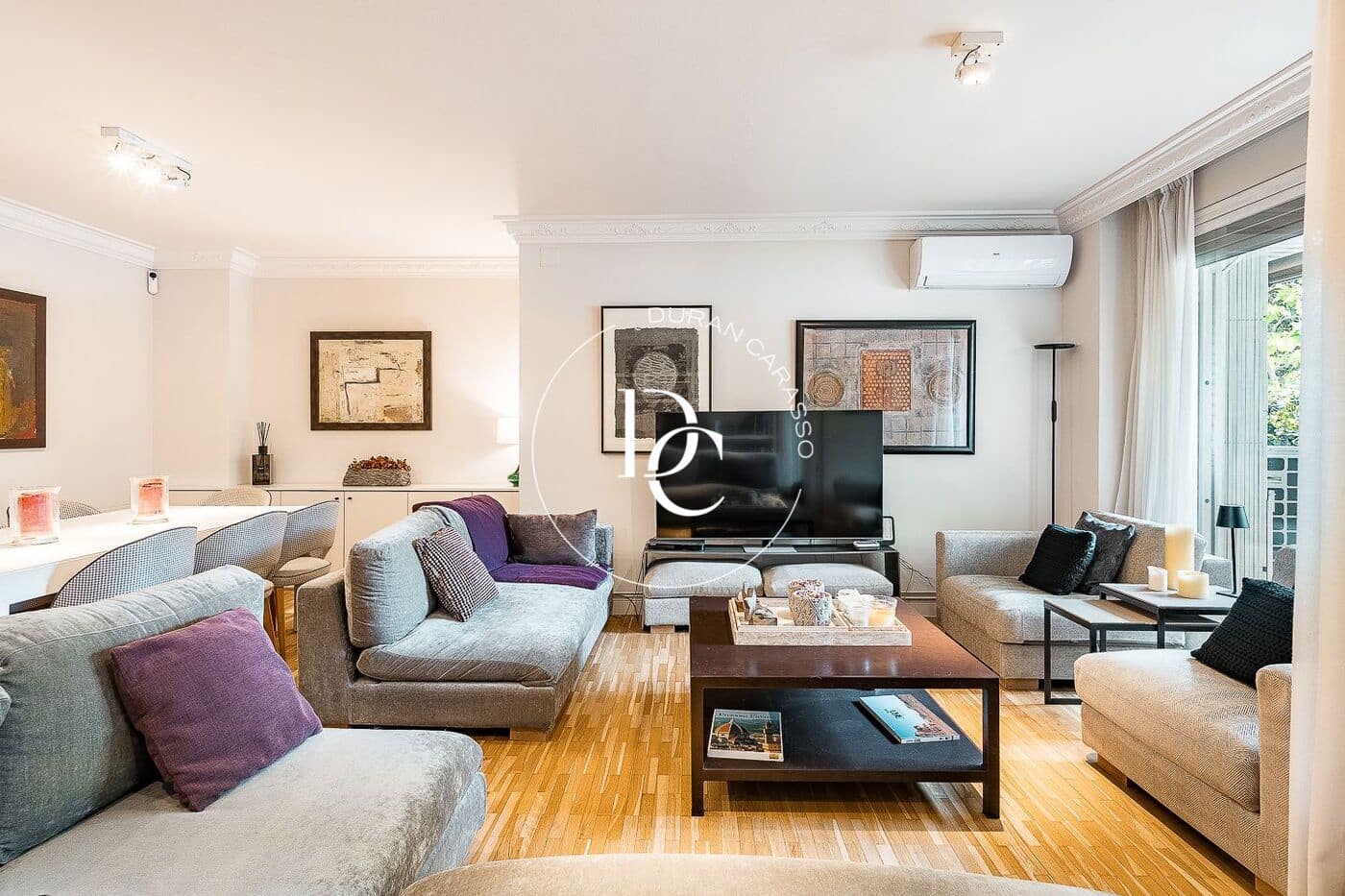 4 bedroom Apartment for sale in Barcelona city - € 1,590,000 (Ref: 9833824)