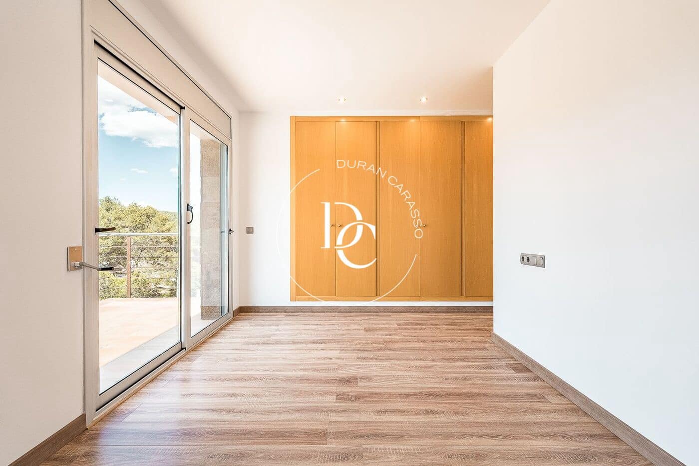 4 bedroom Villa for sale in Olivella - € 750,000 (Ref: 9833825)