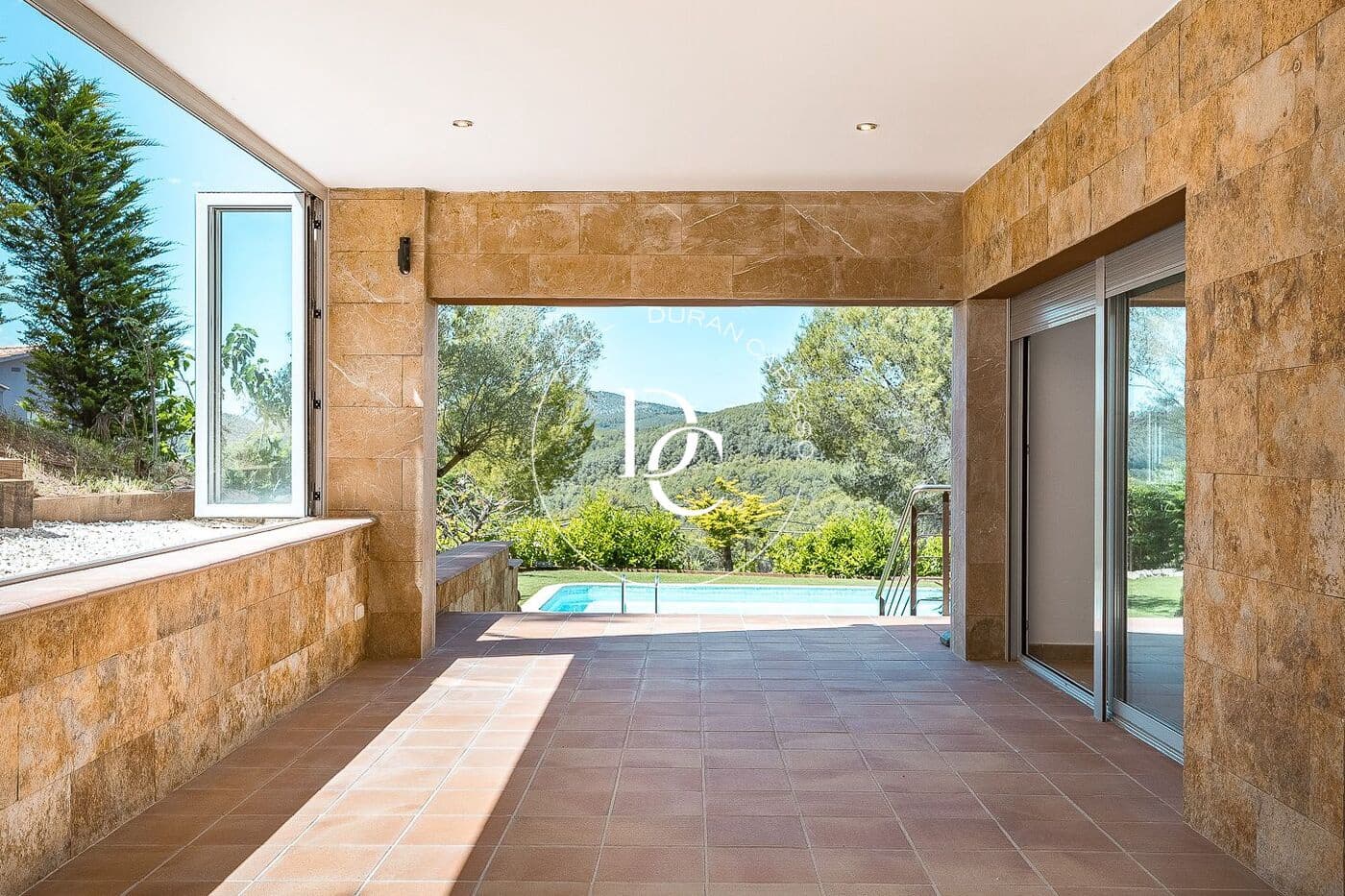 4 bedroom Villa for sale in Olivella - € 750,000 (Ref: 9833825)