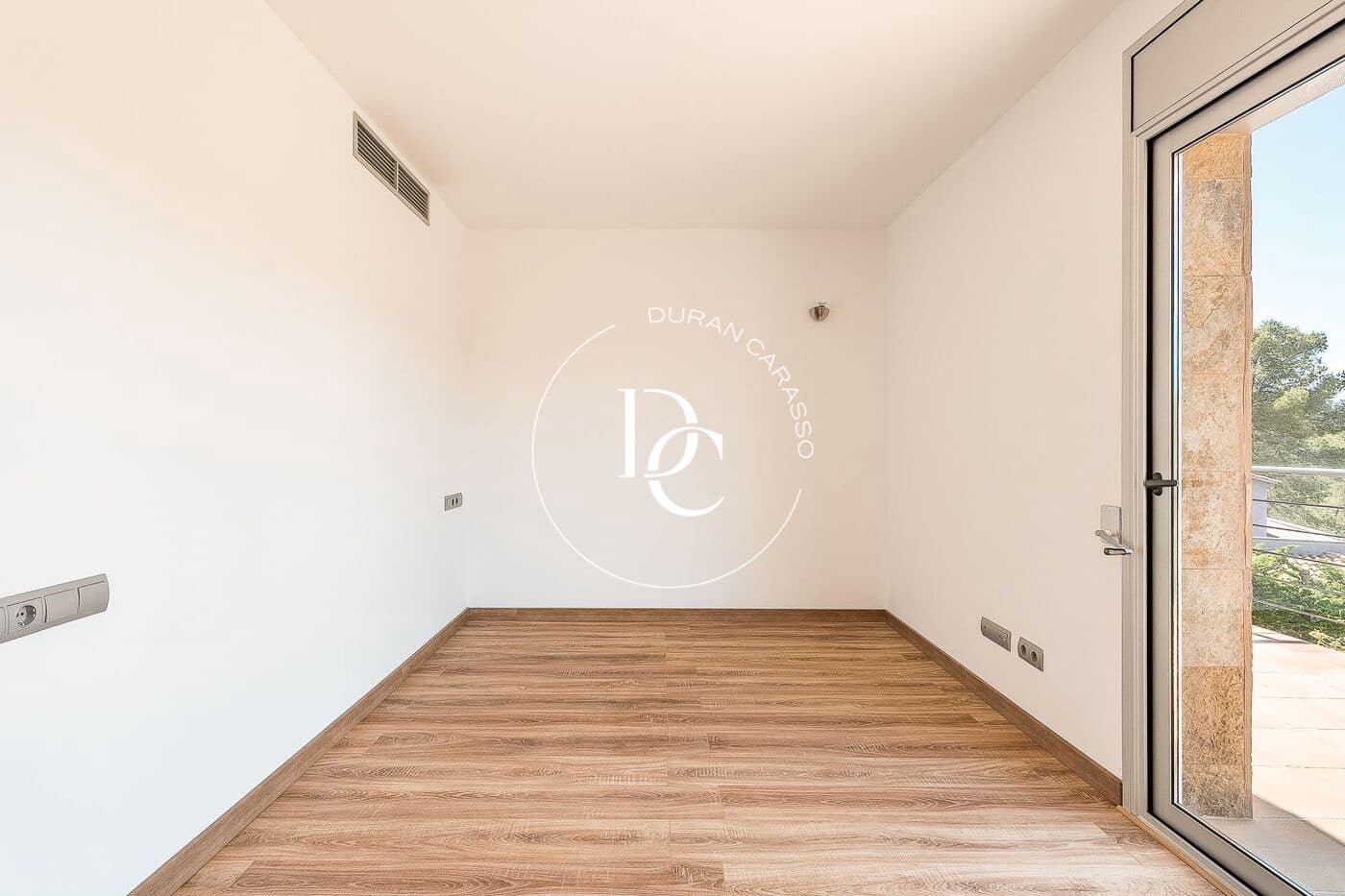 4 bedroom Villa for sale in Olivella - € 750,000 (Ref: 9833825)