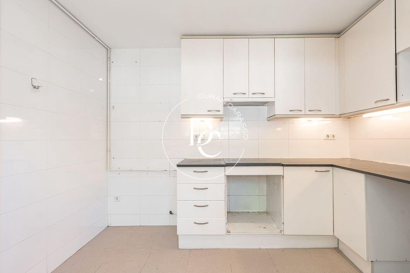 3 bedroom Semi-detached Villa for sale in Sitges - € 1,250,000 (Ref: 9839456)