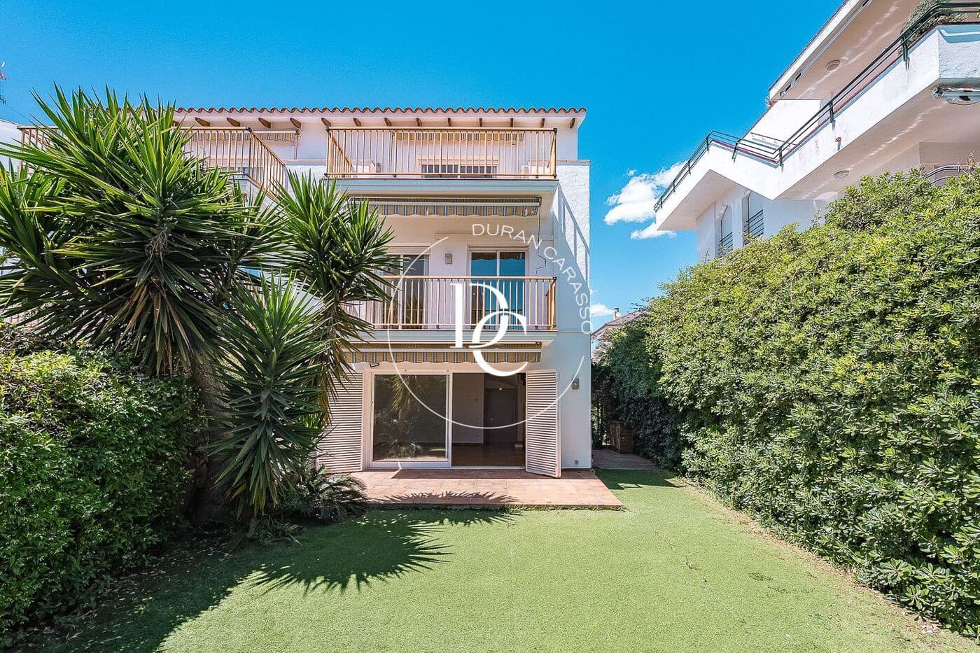 3 bedroom Semi-detached Villa for sale in Sitges - € 1,250,000 (Ref: 9839456)