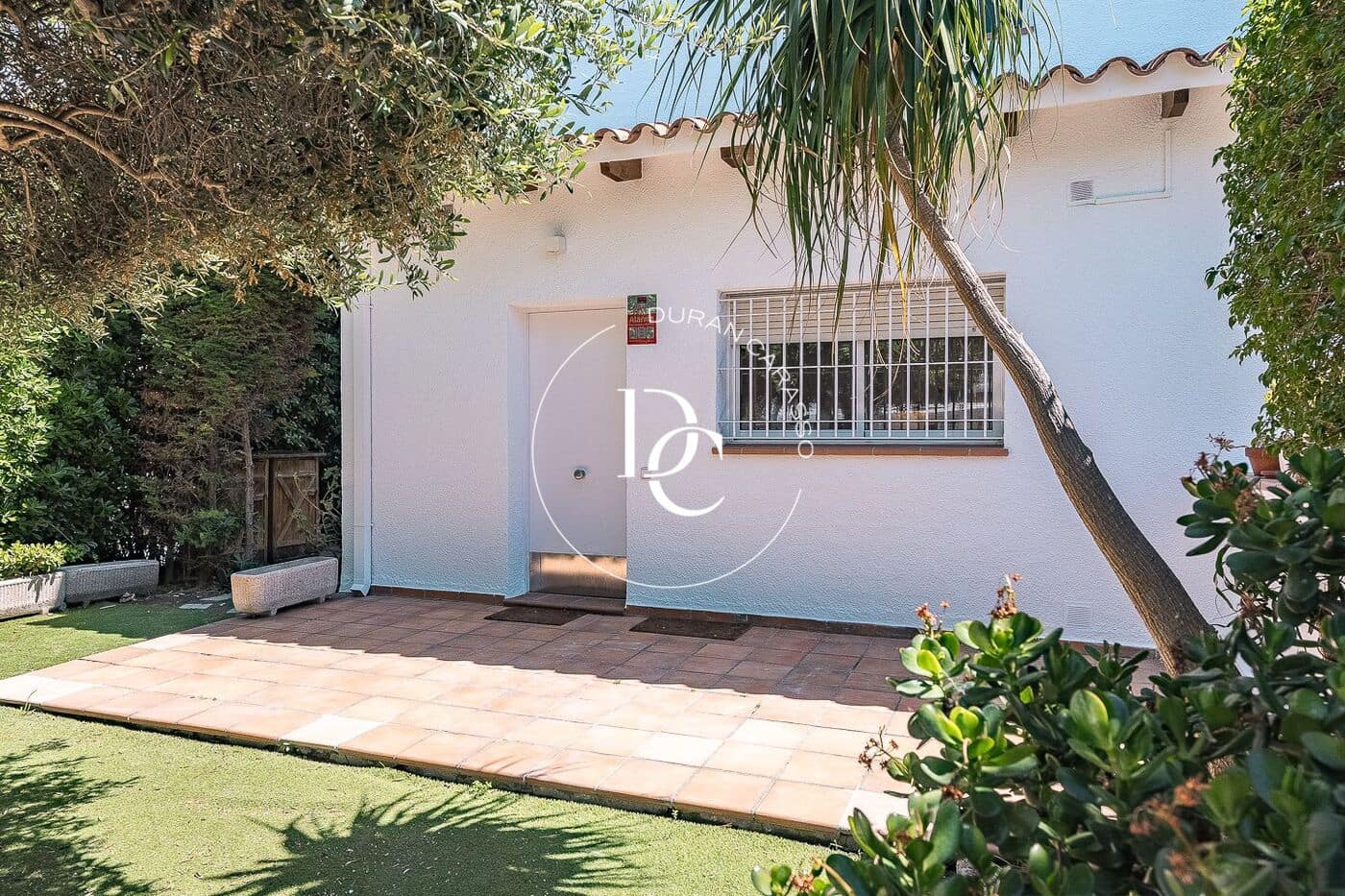 3 bedroom Semi-detached Villa for sale in Sitges - € 1,250,000 (Ref: 9839456)