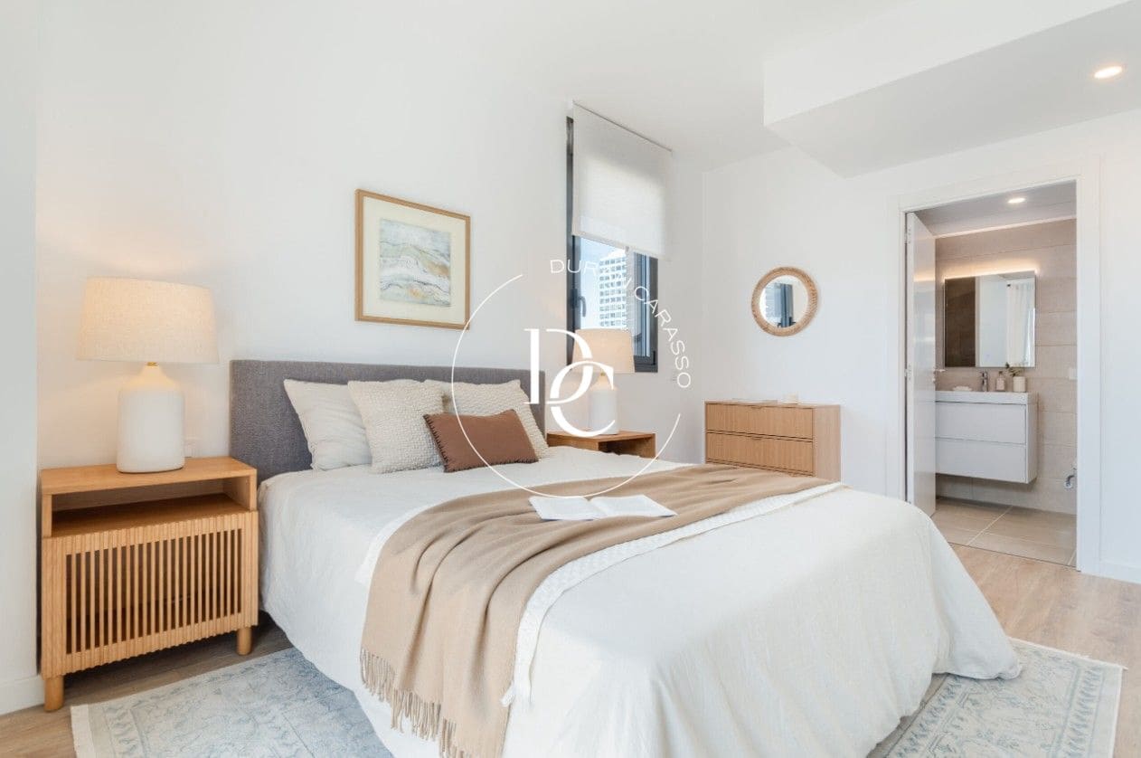 4 chambre Appartement à vendre à Barcelone ville avec piscine - 671 000 € (Ref: 9843672)