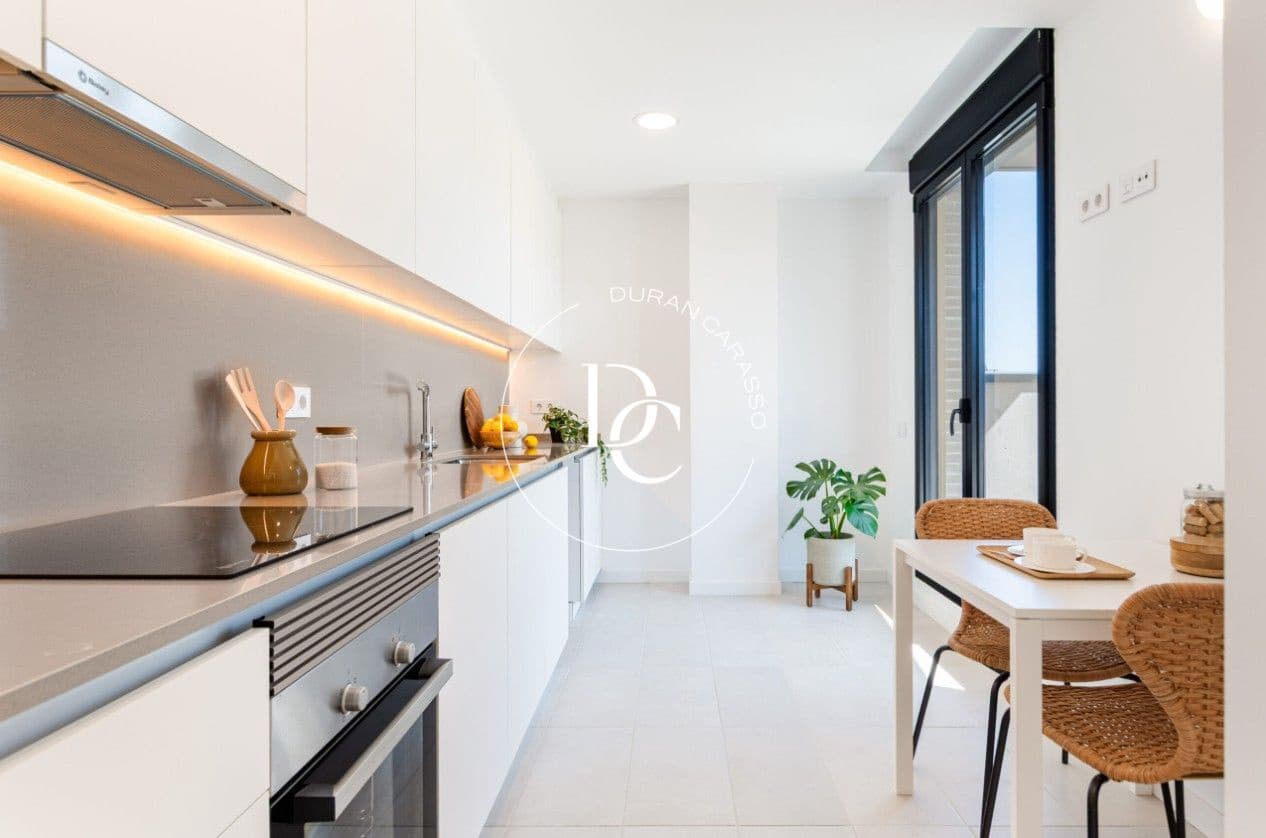 4 chambre Appartement à vendre à Barcelone ville avec piscine - 671 000 € (Ref: 9843672)
