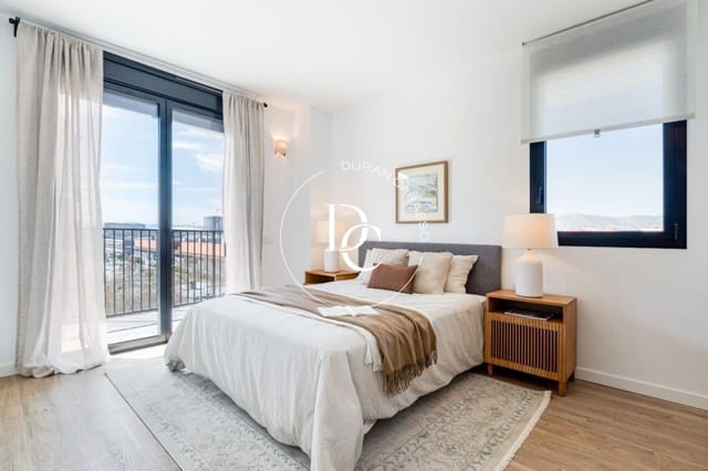 4 chambre Appartement à vendre à La Marina del Prat Vermell, Barcelone ville avec piscine - 671 000 € (Ref: 9843672)