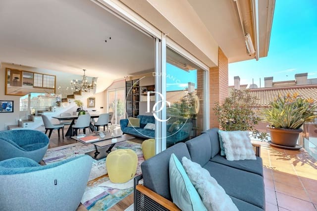 4 makuuhuone Kattohuoneisto myytävänä paikassa Sitges - 895 000 € (Ref: 9846568)