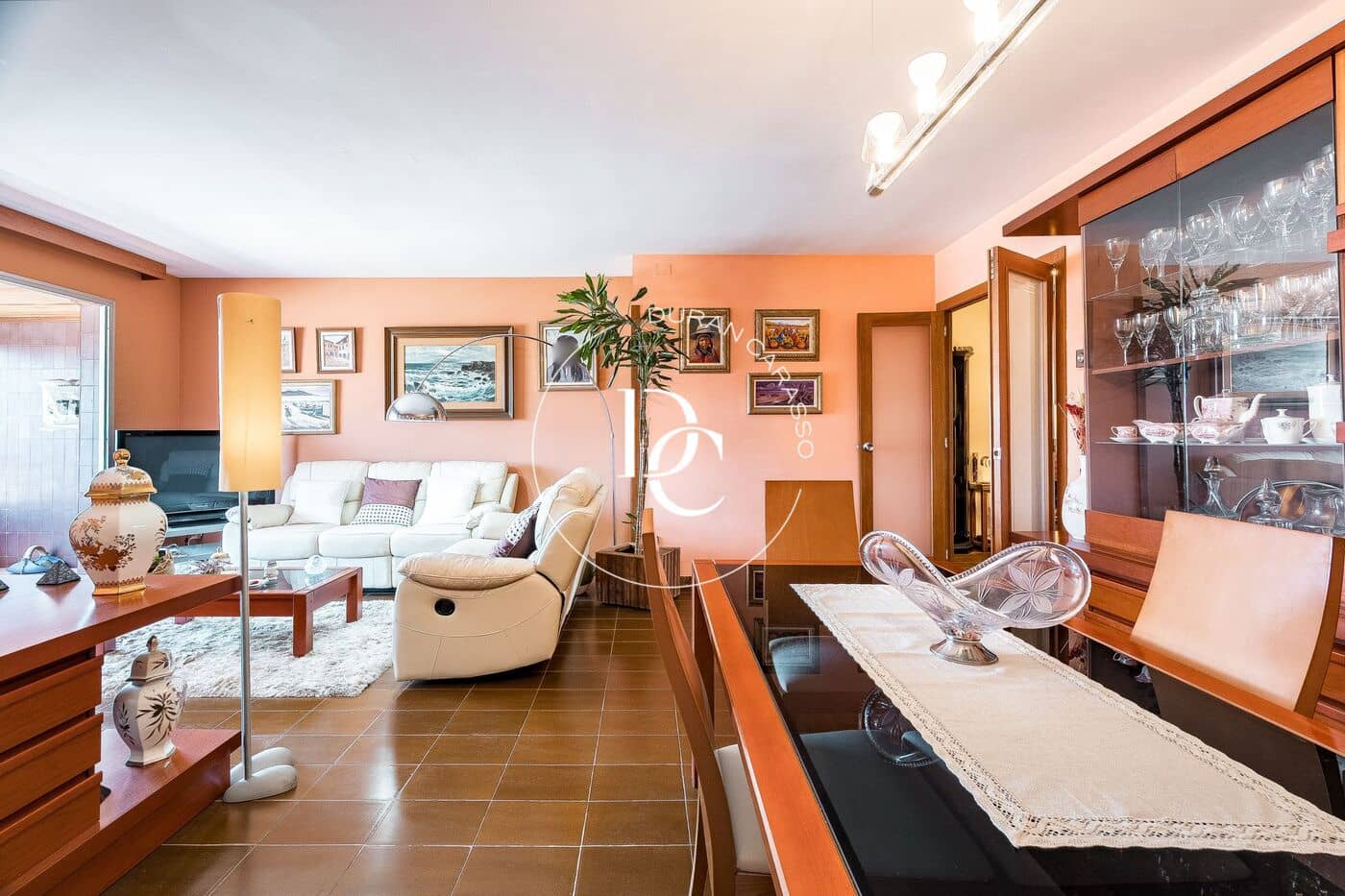 4 bedroom Apartment for sale in Vilanova i la Geltru - € 425,000 (Ref: 9849549)
